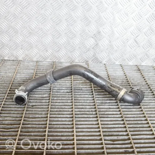 Volvo XC90 Moottorin vesijäähdytyksen putki/letku 31474845