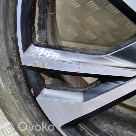 Volvo XC40 Felgi aluminiowe R20 31471558