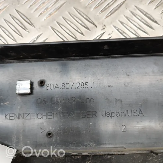Audi Q5 SQ5 Ramka przedniej tablicy rejestracyjnej 80A807285L