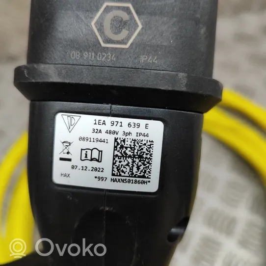 Volkswagen ID.4 Kabel do ładowania samochodu elektrycznego 1EA971639E