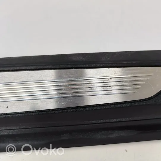 BMW 3 GT F34 Etuoven kynnyksen suojalista 8051037