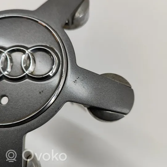 Audi Q5 SQ5 Embellecedor/tapacubos de rueda R12 4F0601165N