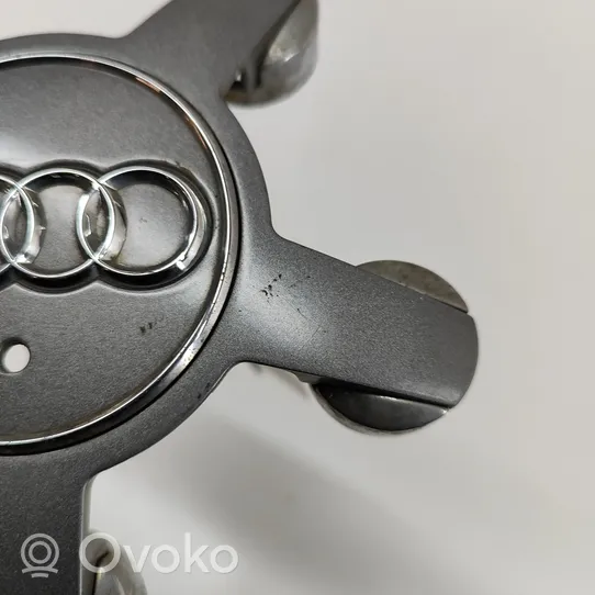 Audi Q5 SQ5 Mozzo/copricerchi/borchia della ruota R12 4F0601165N