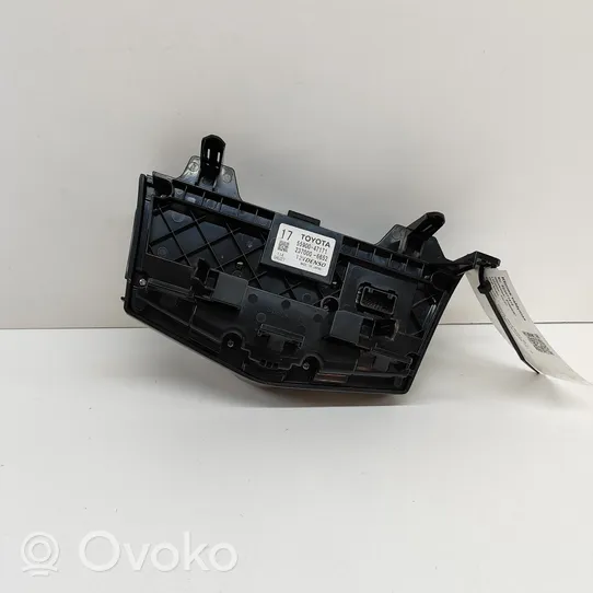 Toyota Prius+ (ZVW40) Przełącznik / Włącznik nawiewu dmuchawy 5590047171