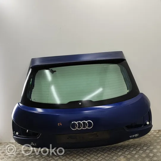 Audi A1 Tylna klapa bagażnika 8X3827023