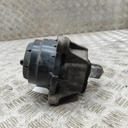 BMW 5 G30 G31 Support de moteur, coussinet 6878247