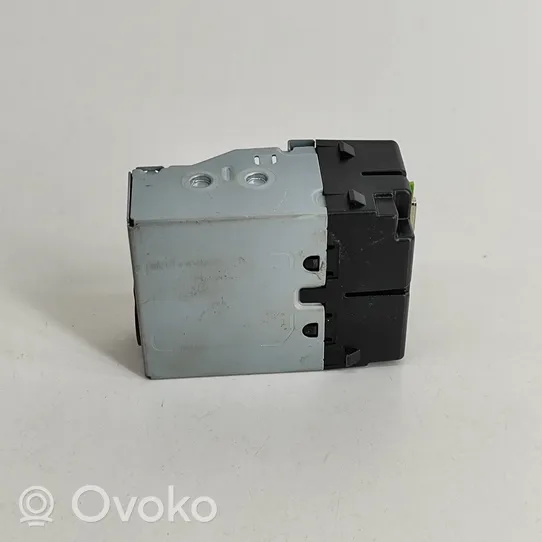 Volvo XC40 Gniazdo / Złącze USB 32375814