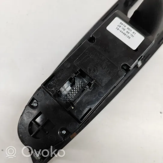 BMW X5 E70 Interruttore di controllo dell’alzacristalli elettrico 9218044