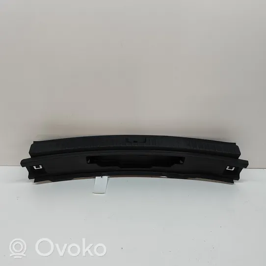 Skoda Scala Rivestimento di protezione sottoporta del bagagliaio/baule 657863459