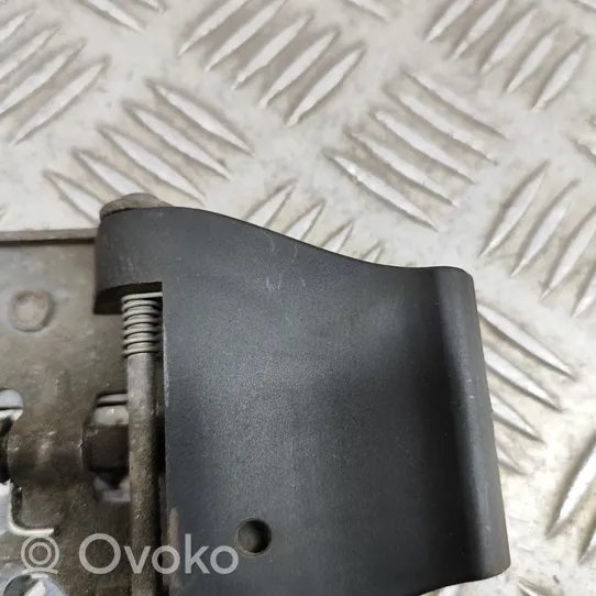 Skoda Octavia Mk3 (5E) Rygiel / Zaczep zamka pokrywy przedniej / maski silnika 5E0823186C