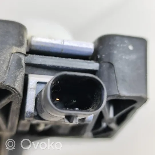 Audi A5 8T 8F Klamka zewnętrzna drzwi przednich 8T0837886A