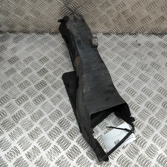 BMW X5 E70 Cabin air duct channel 7222878