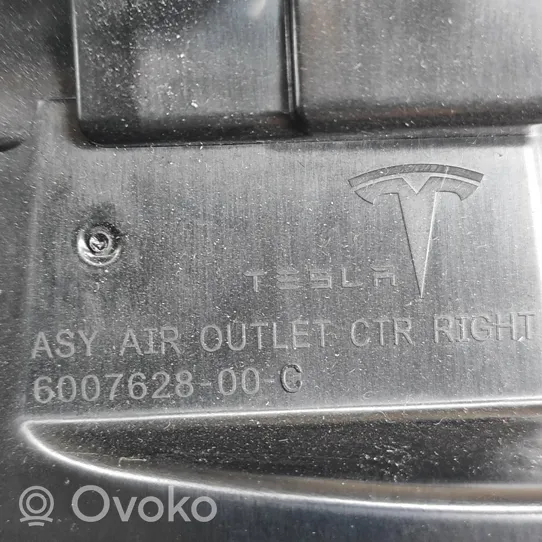 Tesla Model X Dysze / Kratki nawiewu deski rozdzielczej 600762800C