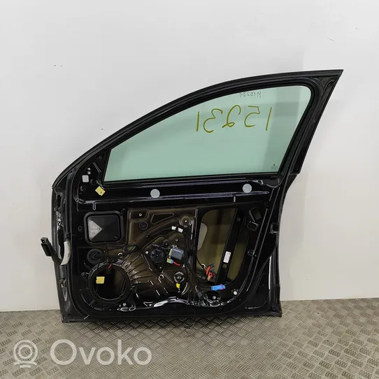 Skoda Octavia Mk3 (5E) Drzwi przednie 5E0831052