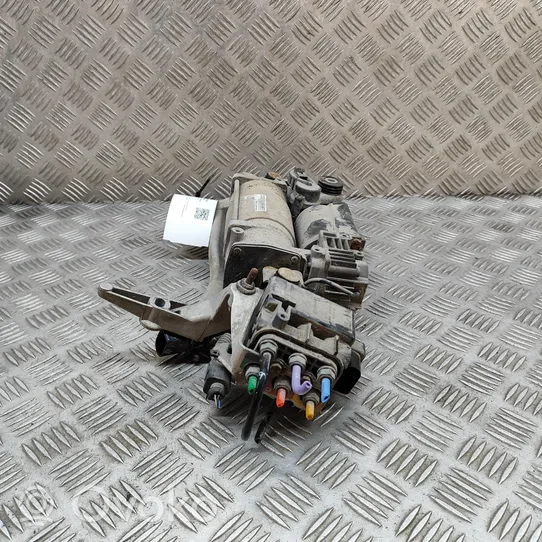 Audi A5 Air suspension compressor/pump 7L8616006F