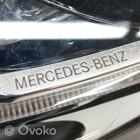 Mercedes-Benz C W205 Передняя фара A2059062504