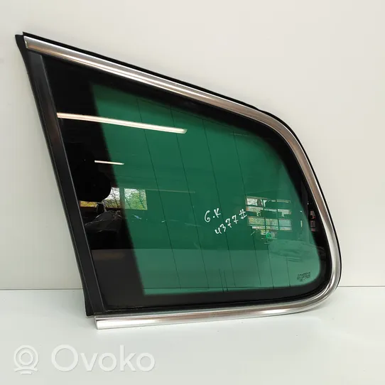 Volkswagen Touareg II Rear side window/glass 7P6845297