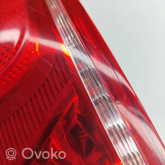 Audi Q5 SQ5 Lampy tylnej klapy bagażnika 8R0945093A