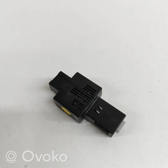 Volkswagen Tiguan USB jungtis 3G5035954