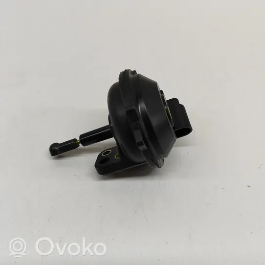 Volkswagen Golf II Engine mount vacuum valve 055129061J