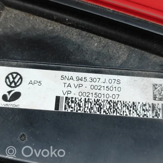 Volkswagen Tiguan Feux arrière sur hayon 5NA945307J
