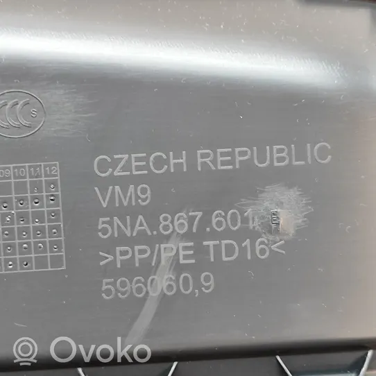 Volkswagen Tiguan Poszycie / Tapicerka tylnej klapy bagażnika 5NA867601