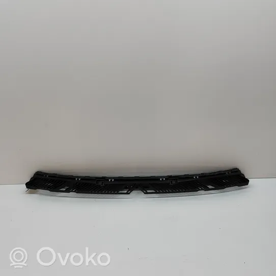 Volkswagen Tiguan Takapuskurin kannake 5NA807863