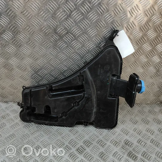 BMW 5 G30 G31 Žibintų apiplovimo bakelis 8071453