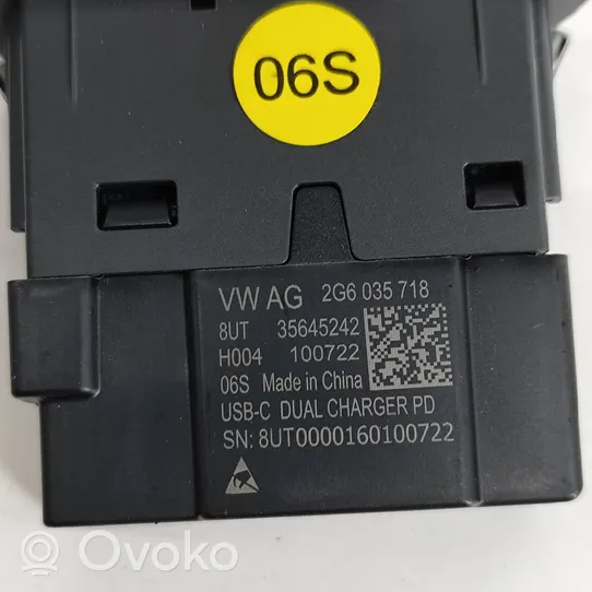 Volkswagen Golf VIII Connettore plug in USB 2G6035718