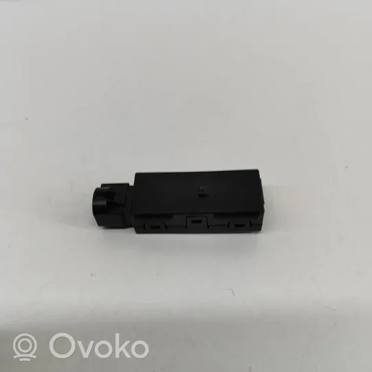 Skoda Superb B8 (3V) Gniazdo / Złącze USB 5Q0035726C