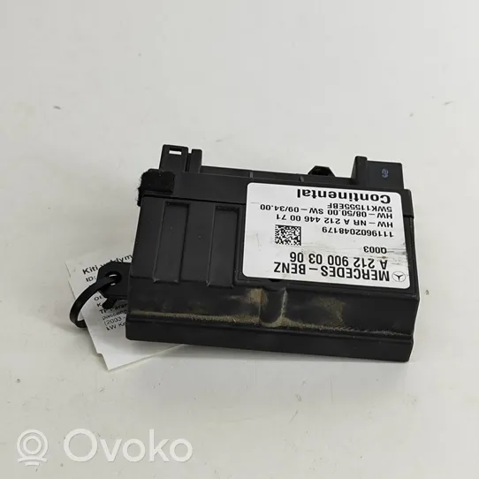 Mercedes-Benz Vito Viano W639 Unité de commande / module de pompe à carburant A2129000306