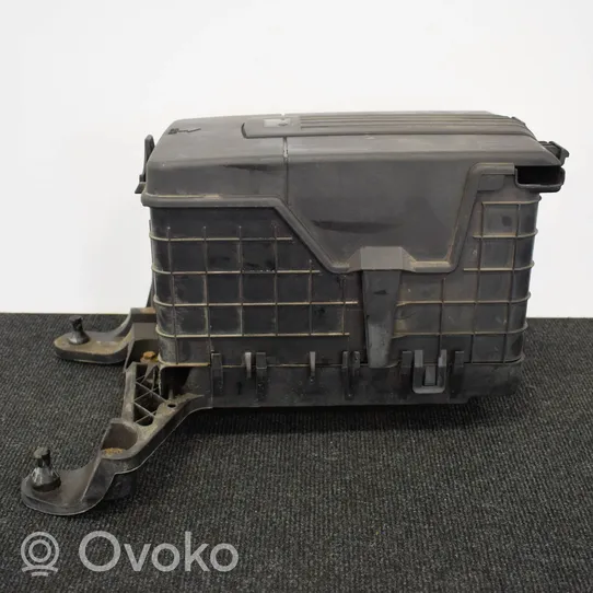 Volkswagen PASSAT B6 Batteriekasten 1K0915333C