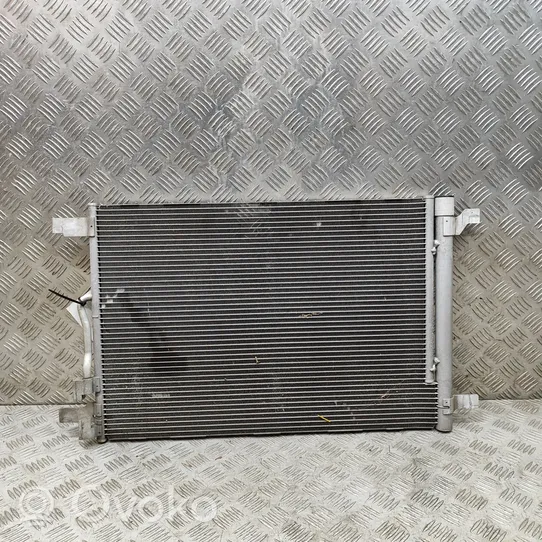 Volkswagen Tiguan Oro kondicionieriaus radiatorius aušinimo 5Q0816411BG