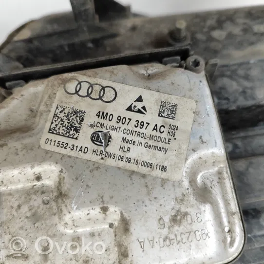 Audi A4 S4 B9 Phare frontale 8W0941033A