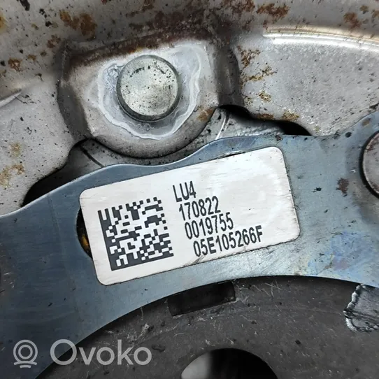 Volkswagen Tiguan Koło zamachowe 05E105266F