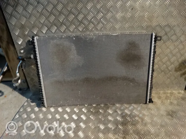 Audi A7 S7 4K8 Coolant radiator 