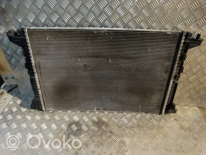 Audi A7 S7 4K8 Coolant radiator 