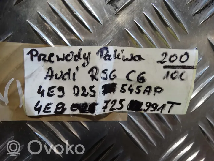 Audi RS6 C6 Przewód paliwowy 