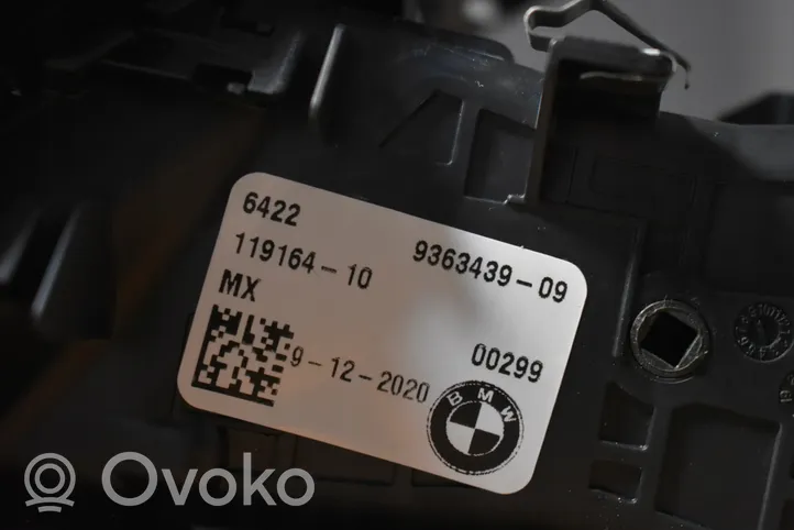 BMW X3 G01 Dysze / Kratki środkowego nawiewu deski rozdzielczej 