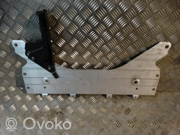 Audi A7 S7 4K8 Engine splash shield/under tray 