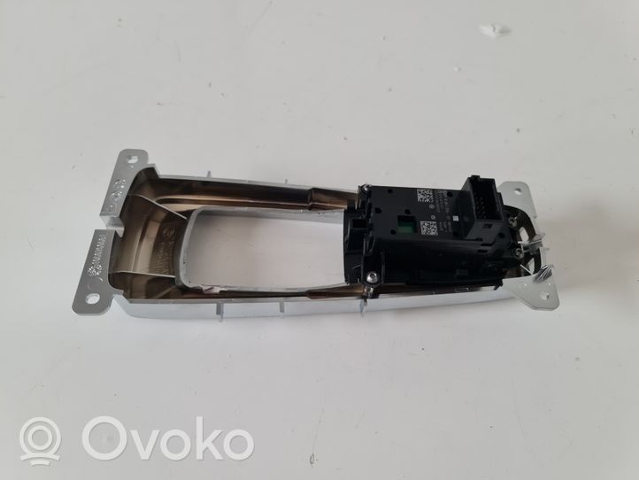 BMW X5 F15 Interruttore del freno di stazionamento/freno a mano 9387356