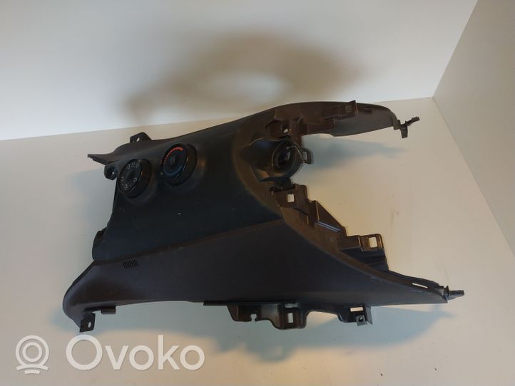 Toyota iQ Cita veida vidus konsoles (tuneļa) elementi 5531274010