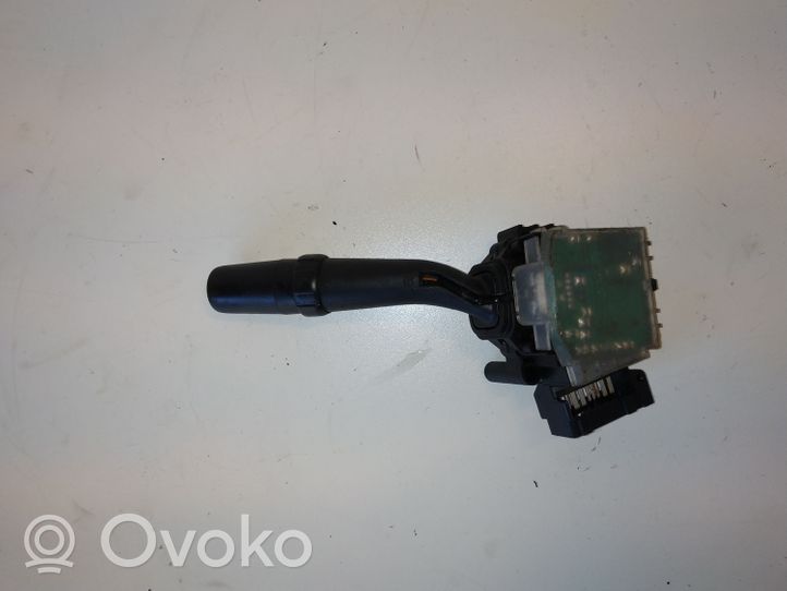 Toyota Corolla Verso E121 Stikla tīrītāja vadības pogas kātiņš 6465205170