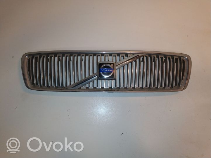 Volvo V70 Grille calandre supérieure de pare-chocs avant 