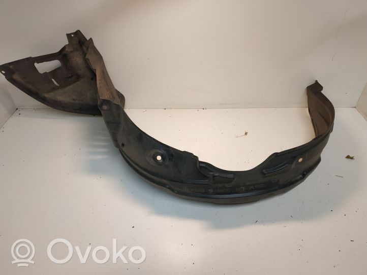 Toyota Corolla E120 E130 Pare-boue passage de roue avant 5387602080