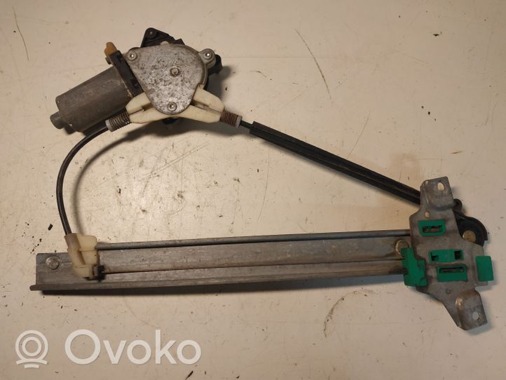 Toyota Avensis T220 Takaoven ikkunan nostomoottori 0130821744