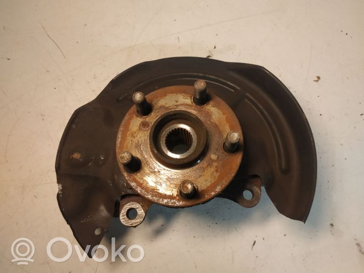 Toyota Avensis T220 Front wheel hub 