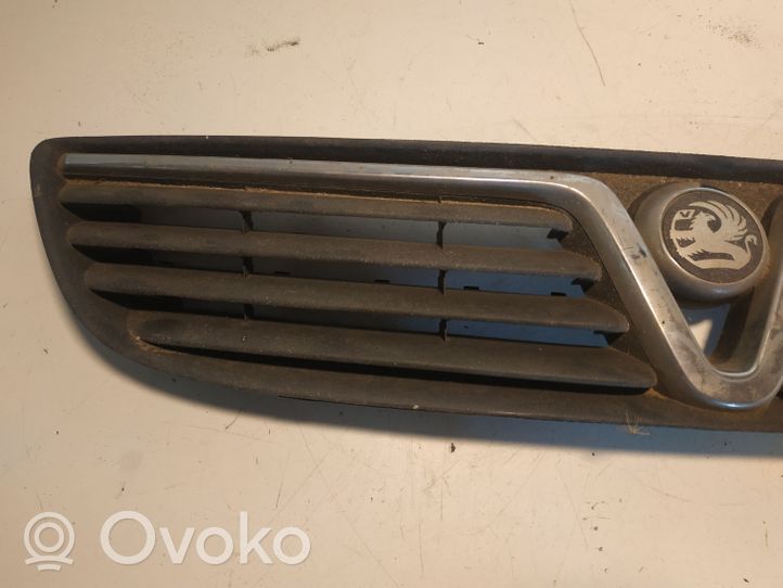 Opel Zafira A Etupuskurin ylempi jäähdytinsäleikkö 90580686