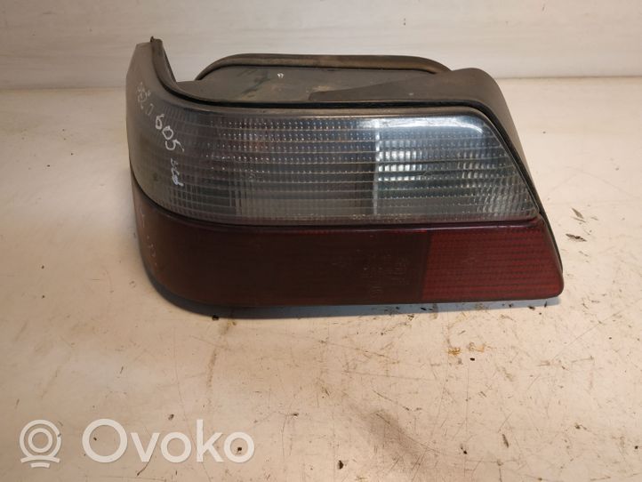 Peugeot 605 Lampa tylna 2173