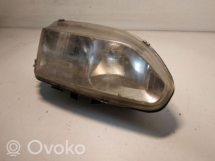 Renault Safrane Headlight/headlamp 